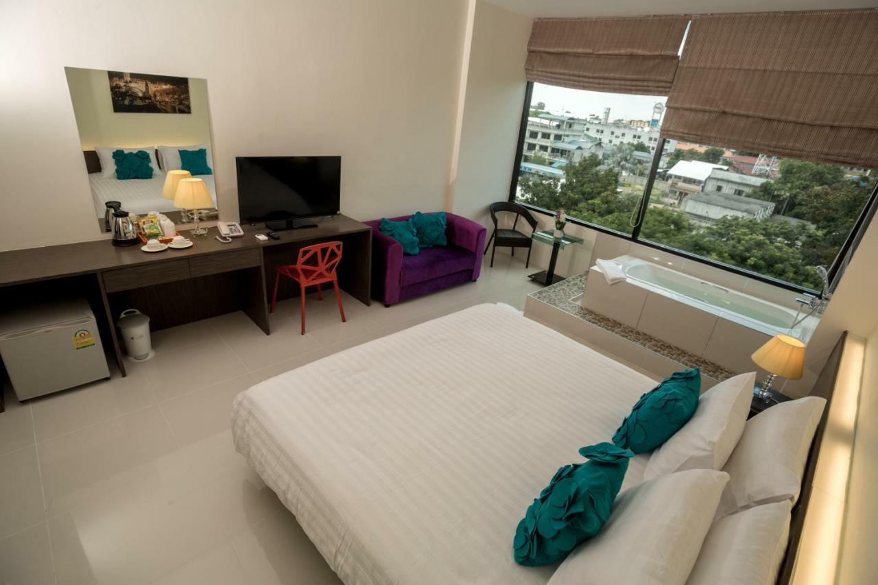 The Rich Hotel Ubonratchathani Ubonratcsathani Kültér fotó