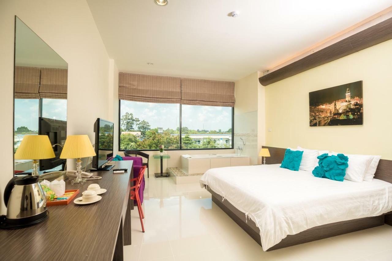 The Rich Hotel Ubonratchathani Ubonratcsathani Kültér fotó