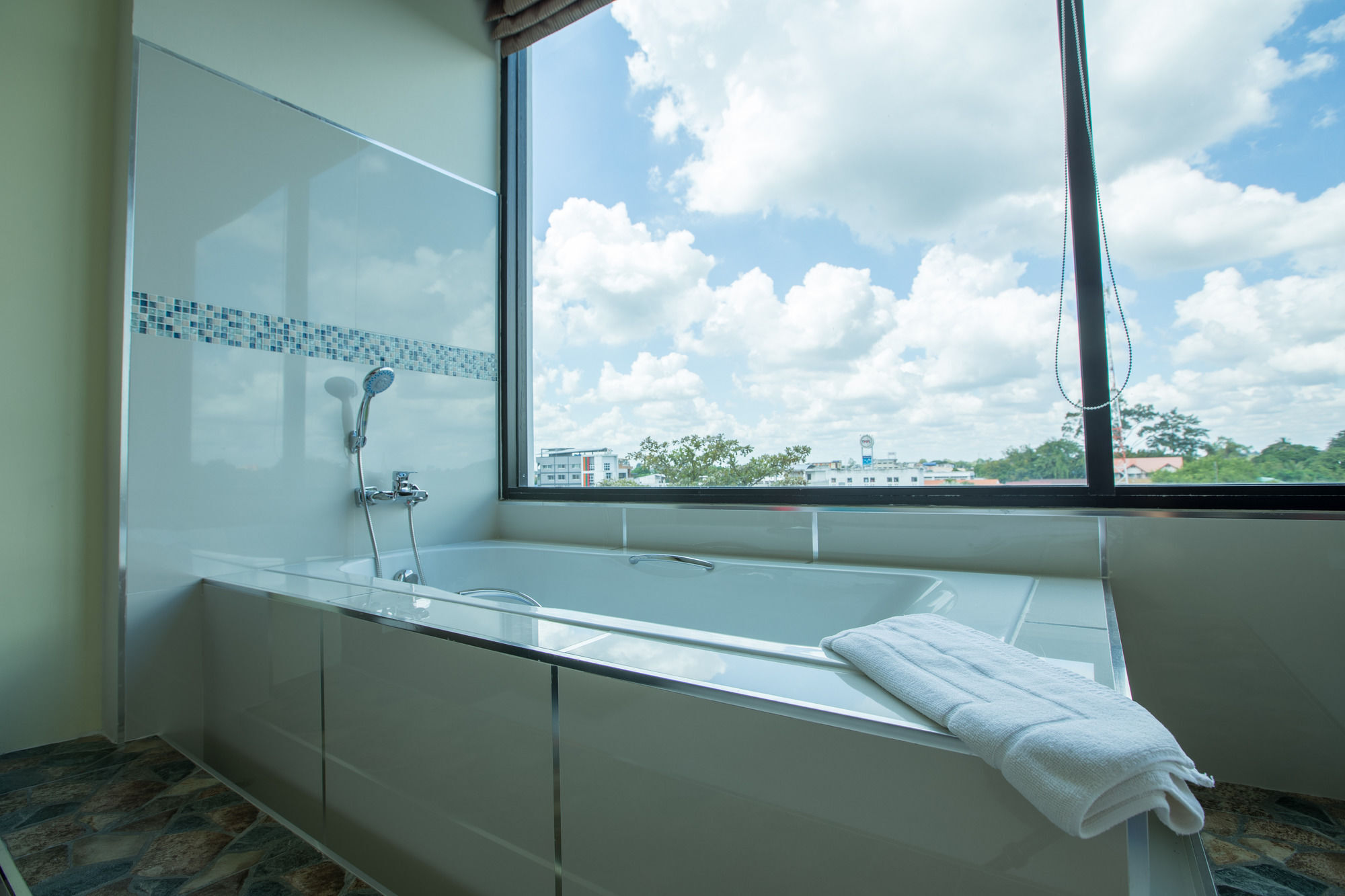 The Rich Hotel Ubonratchathani Ubonratcsathani Kültér fotó